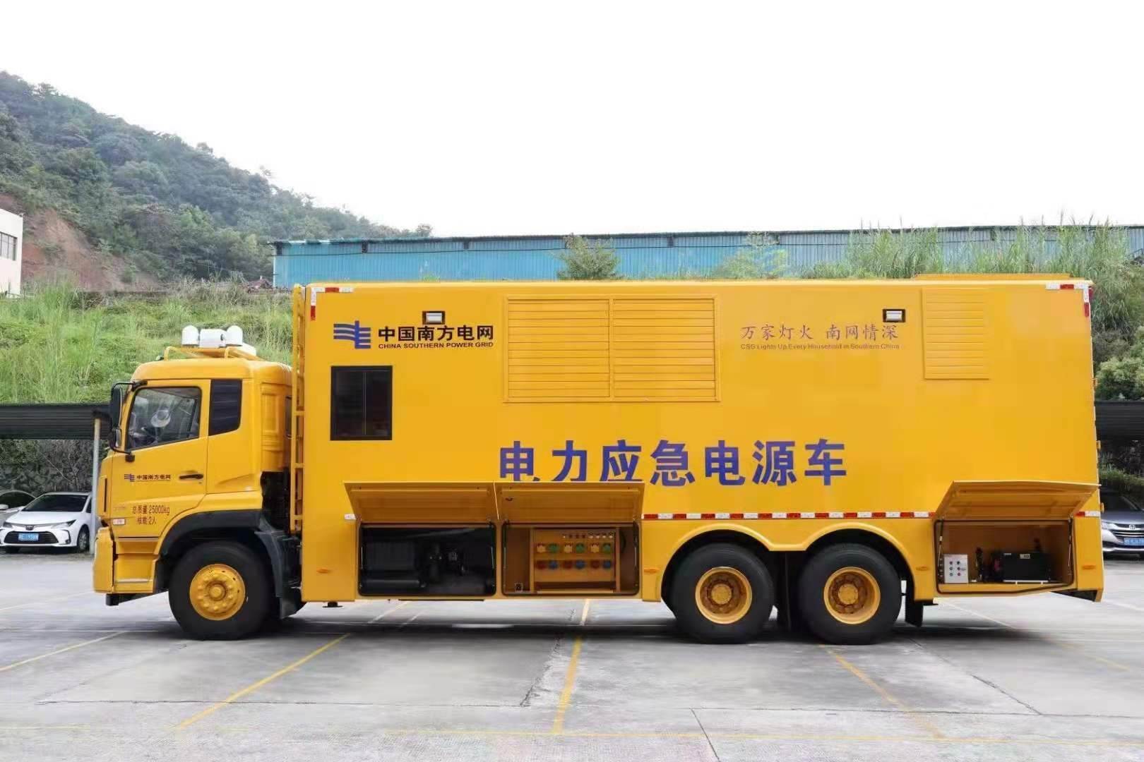 木里安康大型柴油发电机发电车UPS电源出租租赁